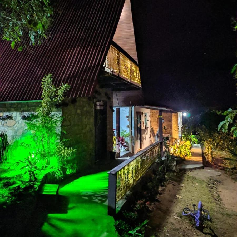 Pousada Refugio Do Poeta Монти-дас-Гамелейрас Экстерьер фото